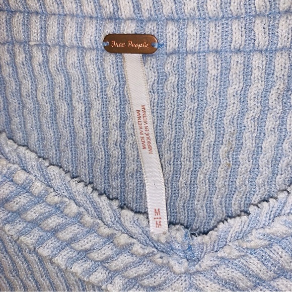 Free people Easy V sweatshirt Light Blue - Picture 6 of 6